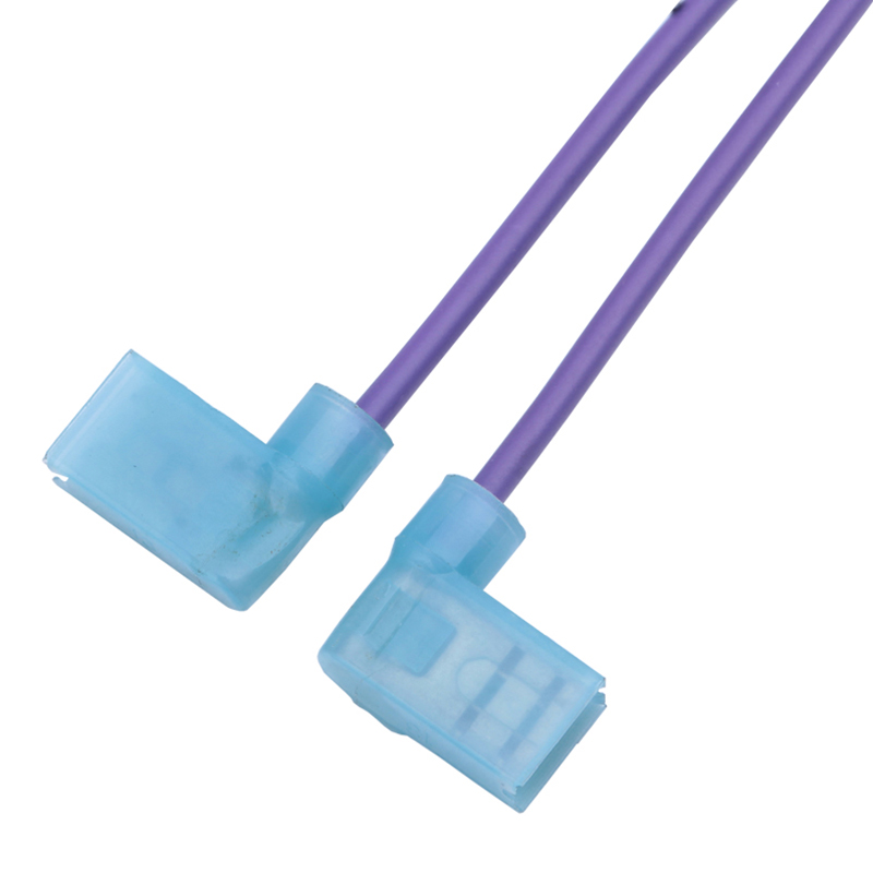 Fully insulated flag terminal harness